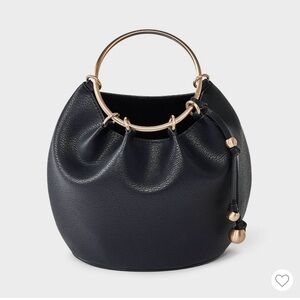 A new day Elegant Black bracelet hand Bag